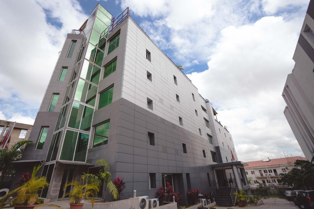 Phoenicia Suites Wupa Buitenkant foto