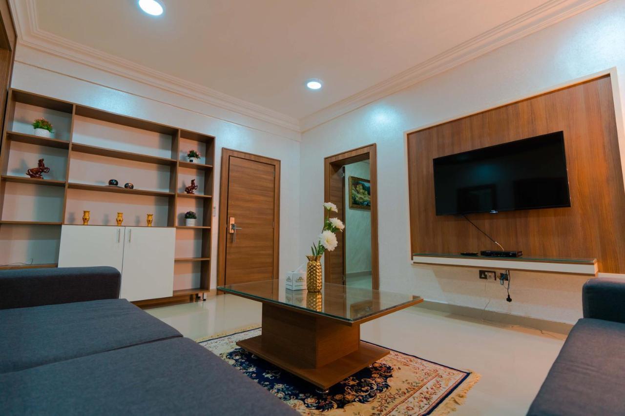 Phoenicia Suites Wupa Buitenkant foto